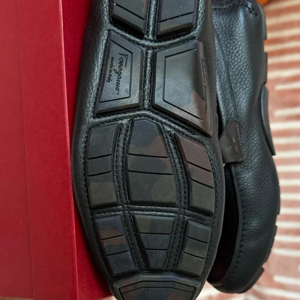 Salvatore Ferragamo Black Leather Loafers - Picture 6 of 6